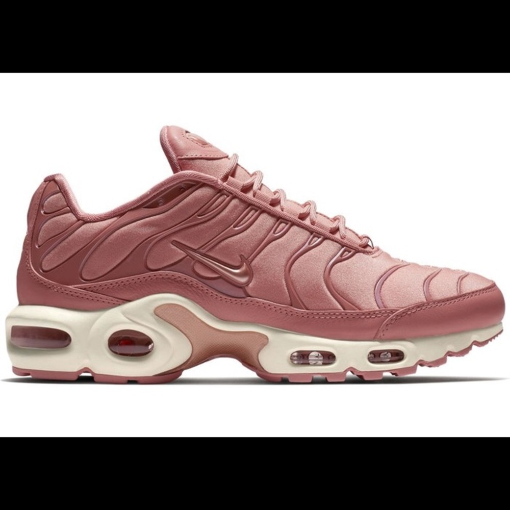 Women’s Nike Air Max Plus Rust Pink